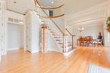 813 Fox Glen Drive - Photo 8