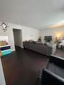 17832 Glen Oak Avenue - Photo 4