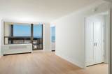 1460 Sandburg Terrace - Photo 7