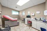 6067 Northwest Highway - Photo 16