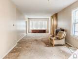8640 Bennett Avenue - Photo 3