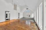 8 Heaton Court - Photo 11