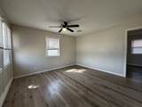 1307 Hedge Road - Photo 4