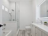2471 Clybourn Avenue - Photo 16