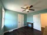 313 Everett Street - Photo 21