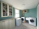 313 Everett Street - Photo 9