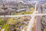 580 Quentin Road - Photo 40