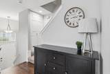 2779 Woodmere Drive - Photo 11