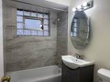 11137 Emerald Avenue - Photo 4