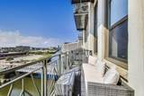 758 Larrabee Street - Photo 16