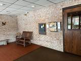 1660 Thacker Street - Photo 2
