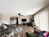 1660 Thacker Street - Photo 8