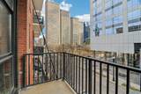 210 Desplaines Street - Photo 3