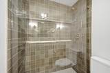 1560 Sandburg Terrace - Photo 15