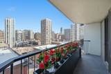 1560 Sandburg Terrace - Photo 8