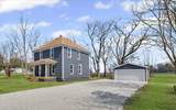 365 Lincoln Street - Photo 3
