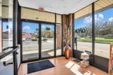 306 W Springfield Avenue - Photo 21