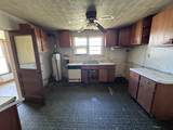 712 Rhodes Street - Photo 8