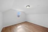 16608 Sawyer Avenue - Photo 16