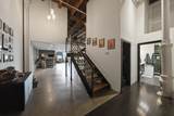 407 Elizabeth Street - Photo 12