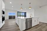 2892 Preserve Circle - Photo 4