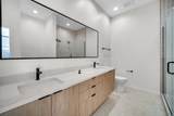 6218 Woodlawn Avenue - Photo 13