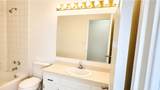 1621 Lawrence Cres - Photo 14