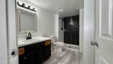 1621 Lawrence Cres - Photo 17