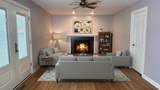 1621 Lawrence Cres - Photo 8