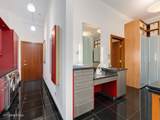 333 Hubbard Street - Photo 37