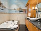 333 Hubbard Street - Photo 40