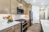 305 Avondale Lane - Photo 15