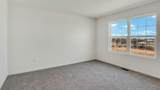427 Lakeshore Court - Photo 16