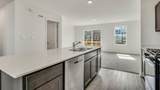 427 Lakeshore Court - Photo 9