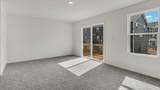 427 Lakeshore Court - Photo 10