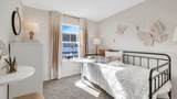 421 Lakeshore Court - Photo 13