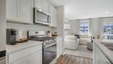 421 Lakeshore Court - Photo 3