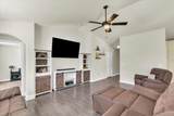 407 Bardeen Lane - Photo 8