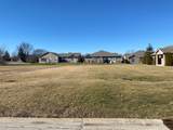 916 Lange Avenue - Photo 1
