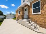 4727 Newcastle Avenue - Photo 32