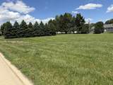 000 West Lawn Avenue - Photo 1
