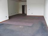 305 Oak Grove Avenue - Photo 6