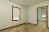 948 42nd Avenue - Photo 16