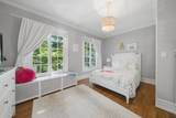 376 Woodlawn Avenue - Photo 19