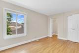 1407 Quaker Lane - Photo 14
