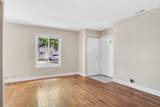 1407 Quaker Lane - Photo 3