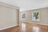 1407 Quaker Lane - Photo 10