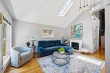 3848 Plainfield Avenue - Photo 3