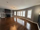 10010 Emerald Avenue - Photo 2