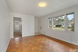 916 Chestnut Street - Photo 2